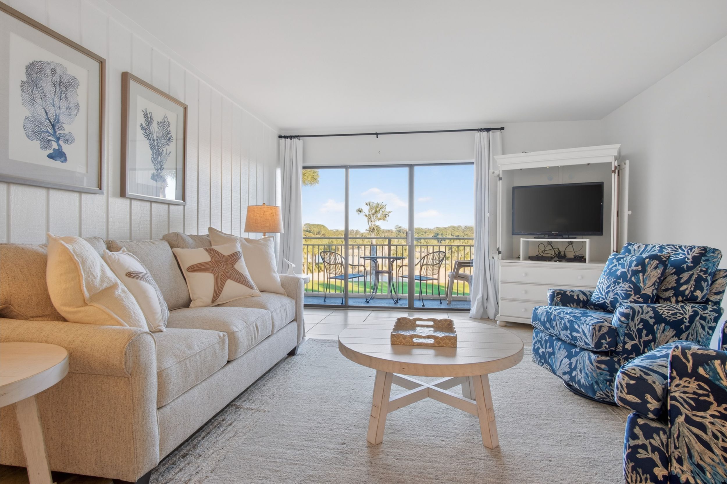 438 Plantation Club is one of the beautiful properties available for rent/sale by Hilton Head Timeshares.